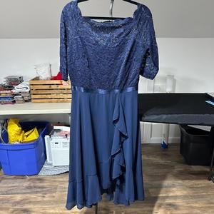 MIUSOL Boat Neck Floral Lace Paneled Ruffle Hem Cocktail Party Dress